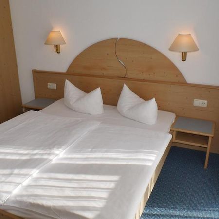 שמלקלדן Hotel Zur Werra מראה חיצוני תמונה