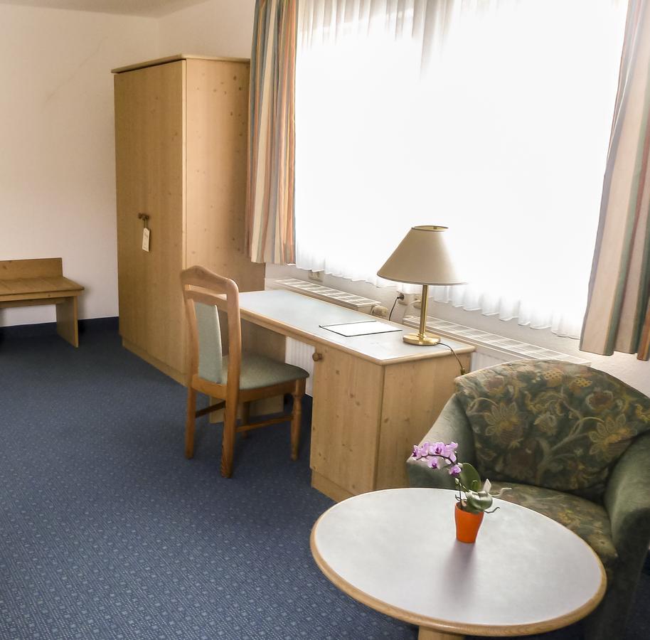 שמלקלדן Hotel Zur Werra מראה חיצוני תמונה